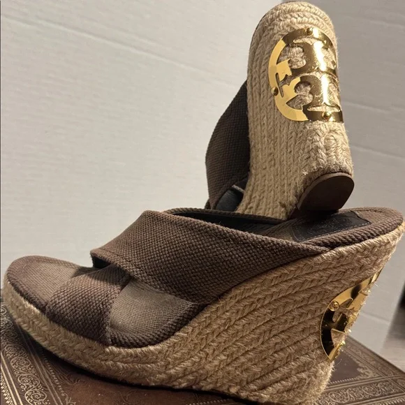 Tory Burch Dark Brown Espadrille Wedge Sandals with Gold Logo - Picture 4 of 5